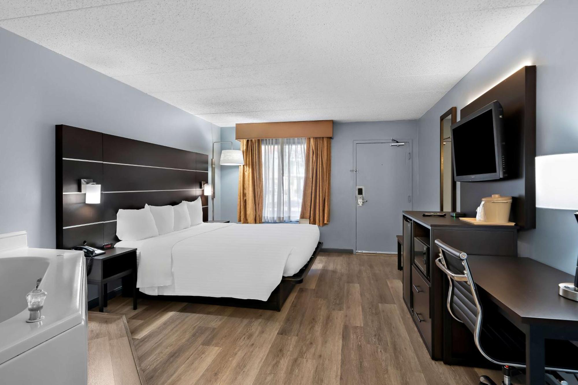 Brandywine Valley Inn Surestay Plus By Best Western ウィルミントン エクステリア 写真