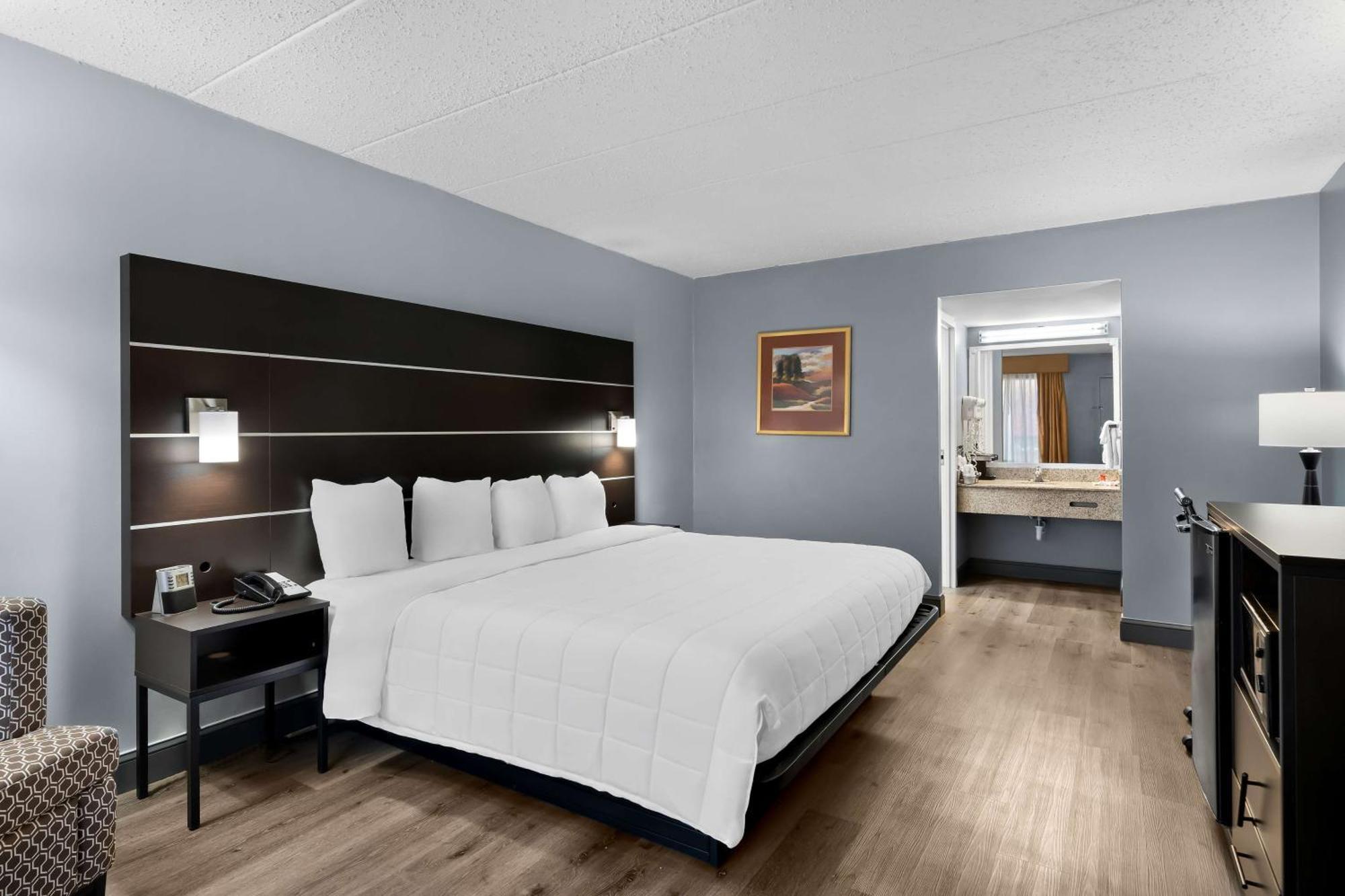 Brandywine Valley Inn Surestay Plus By Best Western ウィルミントン エクステリア 写真
