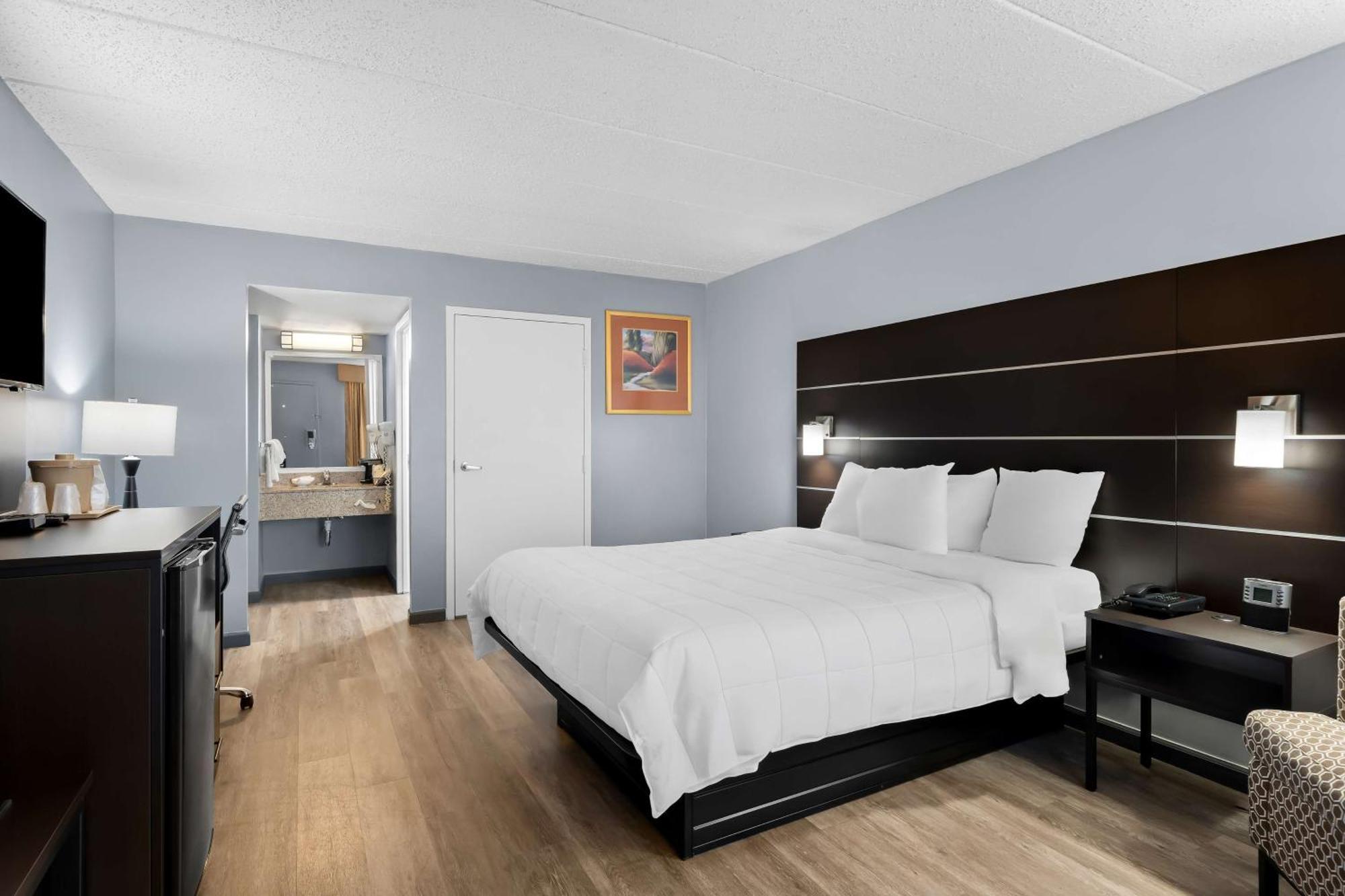 Brandywine Valley Inn Surestay Plus By Best Western ウィルミントン エクステリア 写真