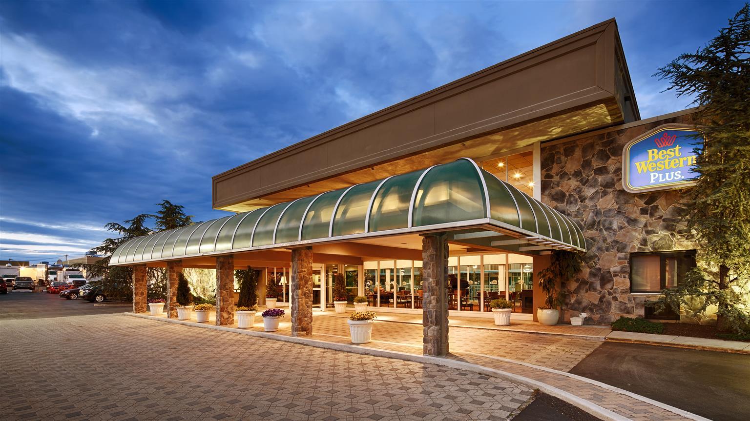 Brandywine Valley Inn Surestay Plus By Best Western ウィルミントン エクステリア 写真