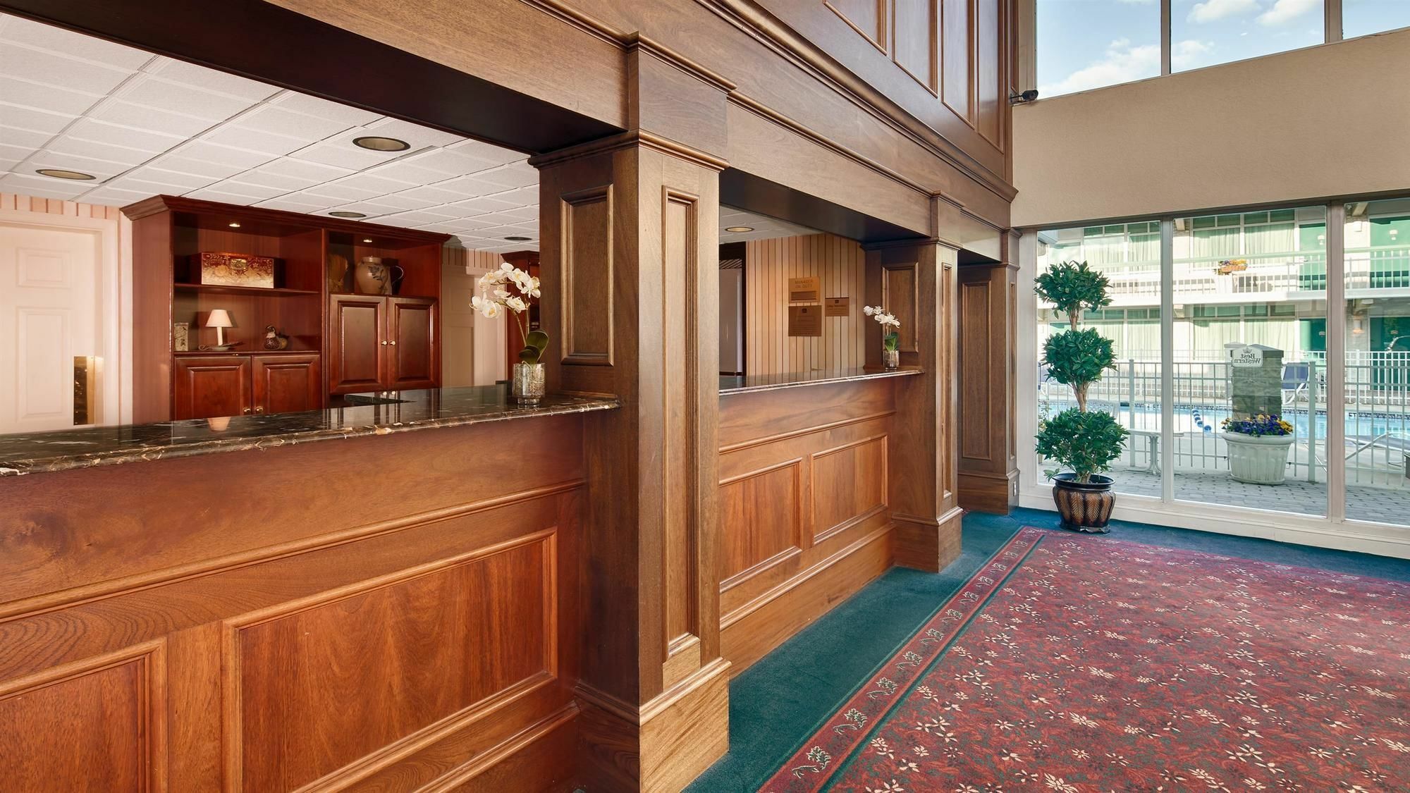 Brandywine Valley Inn Surestay Plus By Best Western ウィルミントン エクステリア 写真
